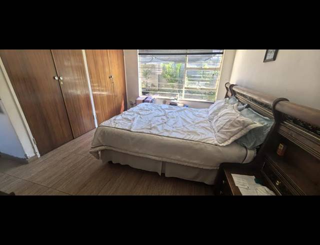 3 BEDROOM HOUSE FOR SALE IN ROODEPOORT WEST